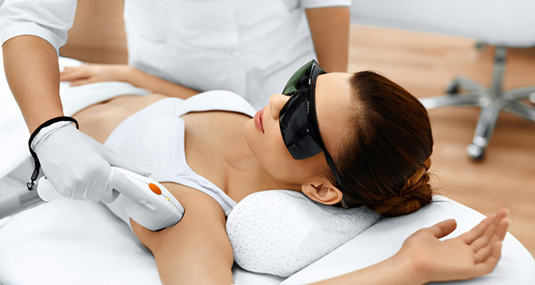 為什么用了光子脫毛儀后會(huì)變黑呢?(圖2) 為什么用了光子脫毛儀后會(huì)變黑呢?(圖2)